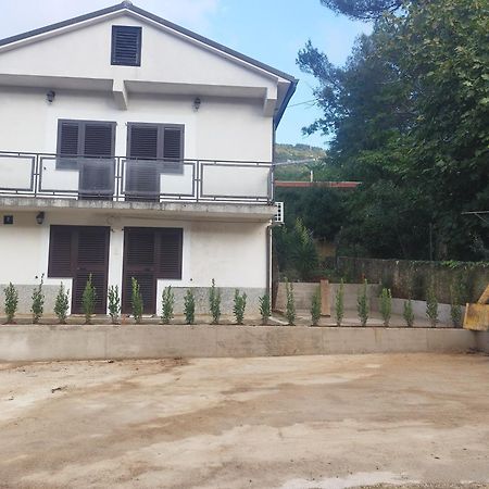 Apartman Barbara Cres Bagian luar foto